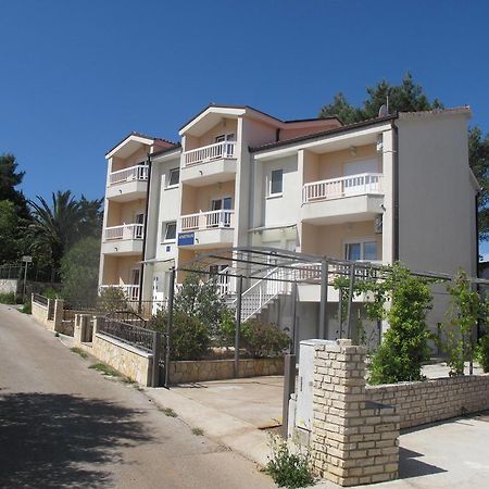 Apartments Mia Stari Grad  Exterior foto