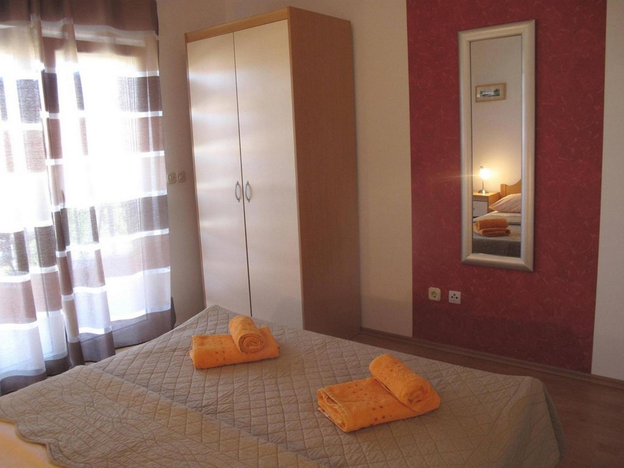Apartments Mia Stari Grad  Zimmer foto